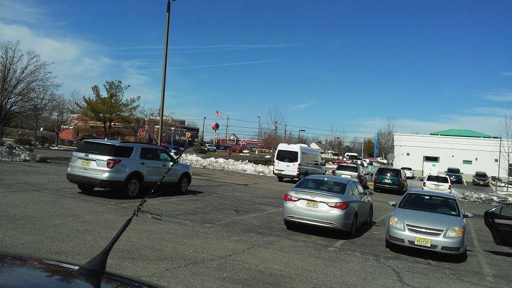 Heritage Square in 4000 US130, Delran, NJ 08075, USA