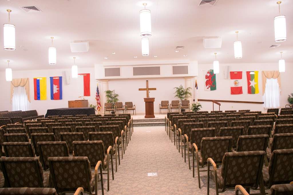 The Chapel at Garden Spot Village | 433 S Kinzer Ave, New Holland, PA 17557, USA | Phone: (717) 355-6000