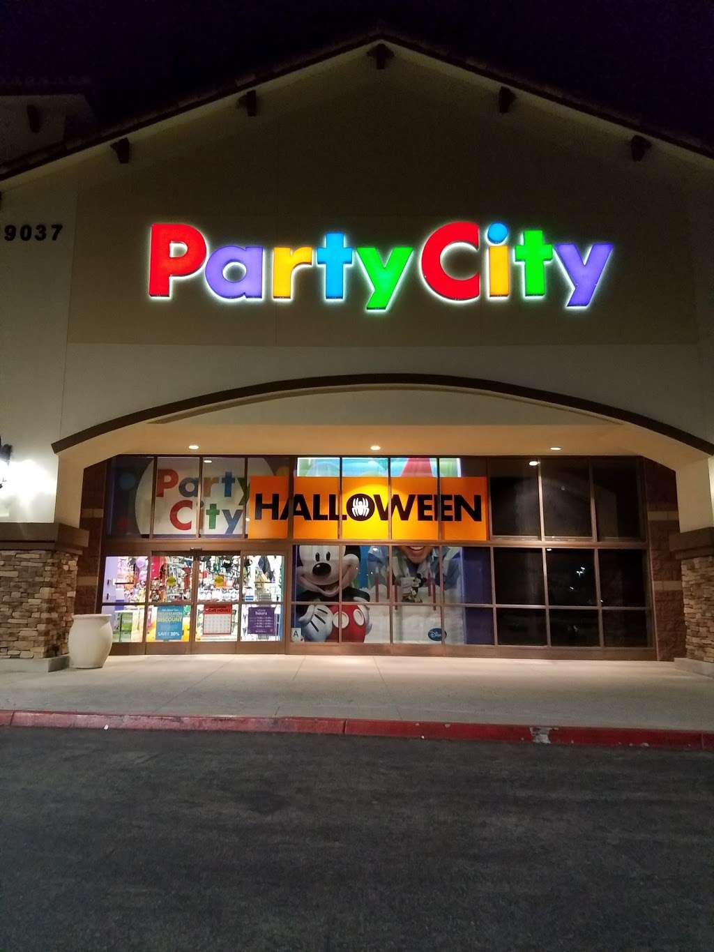 Party City | 19037 Golden Valley Rd, Santa Clarita, CA 91387 | Phone: (661) 424-9817