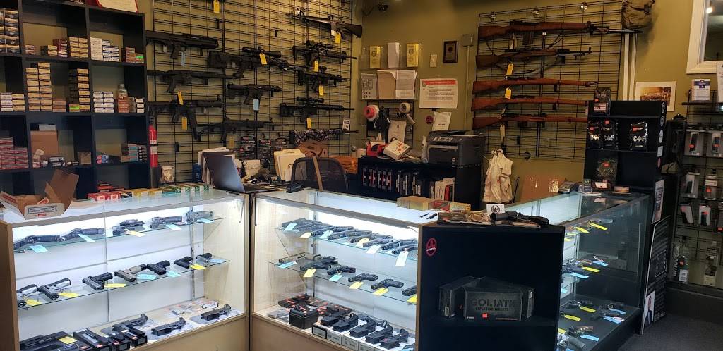 NH Guns And Ammo | 130B Rockingham Rd, Londonderry, NH 03053, USA | Phone: (603) 216-1363