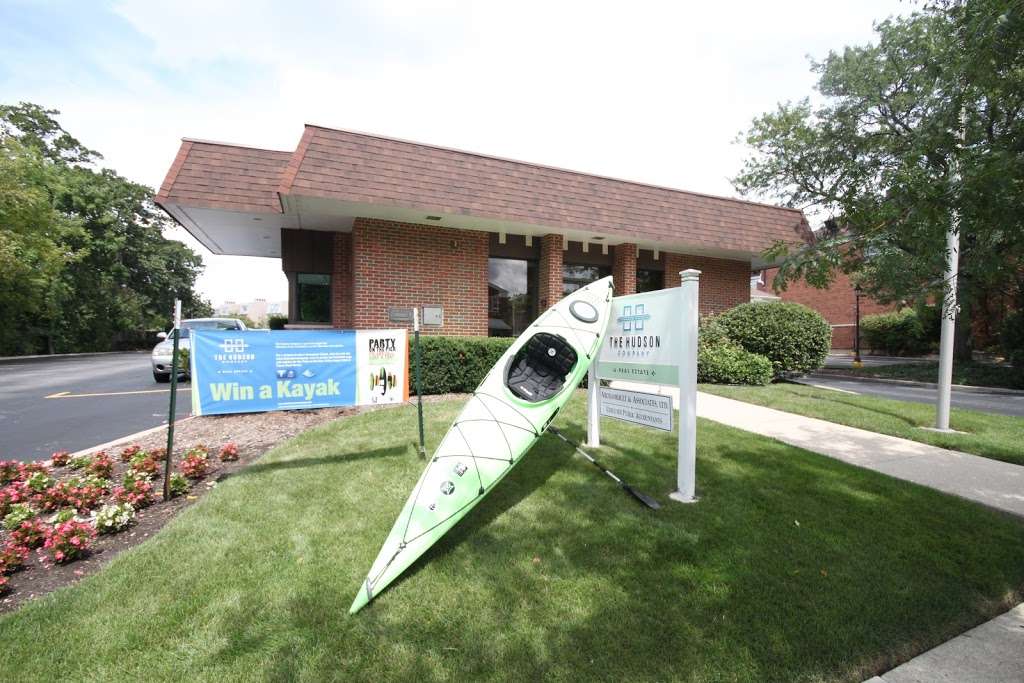 Compass Real Estate (Winnetka-Spruce St) | 851 Spruce St, Winnetka, IL 60093, USA | Phone: (847) 446-9600