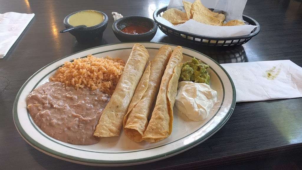 Tepatitlan Mexican Grill | 4720 N Main St, Houston, TX 77009 | Phone: (713) 862-4124