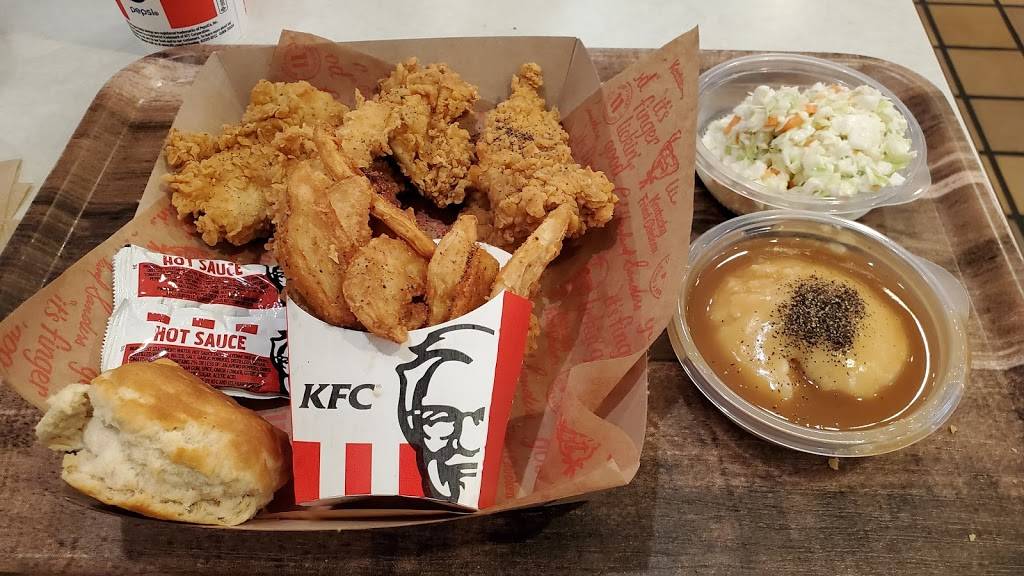 KFC | 10825 E Colonial Dr, Orlando, FL 32817 | Phone: (407) 658-2286