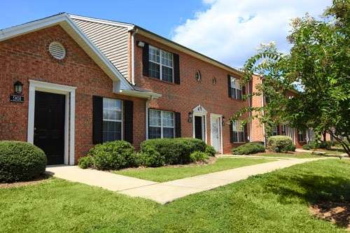 Forest Ridge Apartments | 2300 Forest Ridge Rd, Fort Mill, SC 29715, USA | Phone: (803) 802-7368