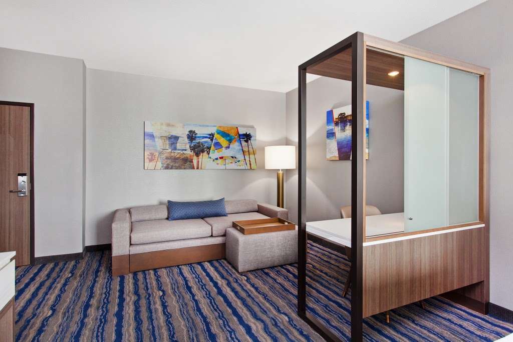 SpringHill Suites by Marriott Huntington Beach Orange County | 7872 Edinger Ave, Huntington Beach, CA 92647, USA | Phone: (657) 200-7500