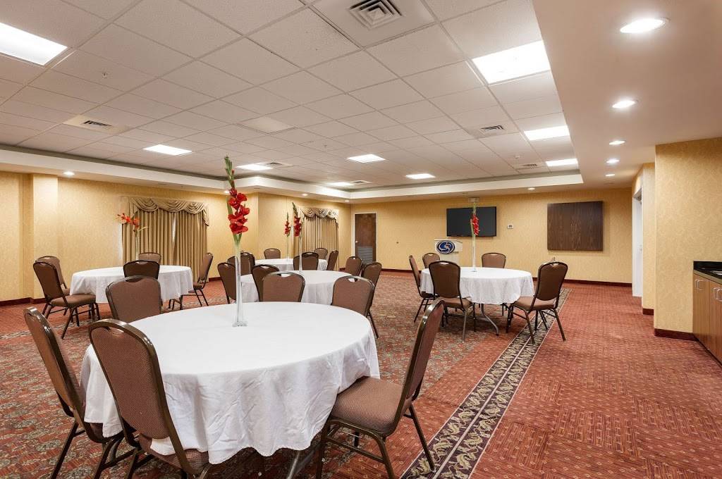 Comfort Suites West Memphis I-40 I-55 | 850 Stephen Blvd, West Memphis, AR 72301, USA | Phone: (870) 733-9900