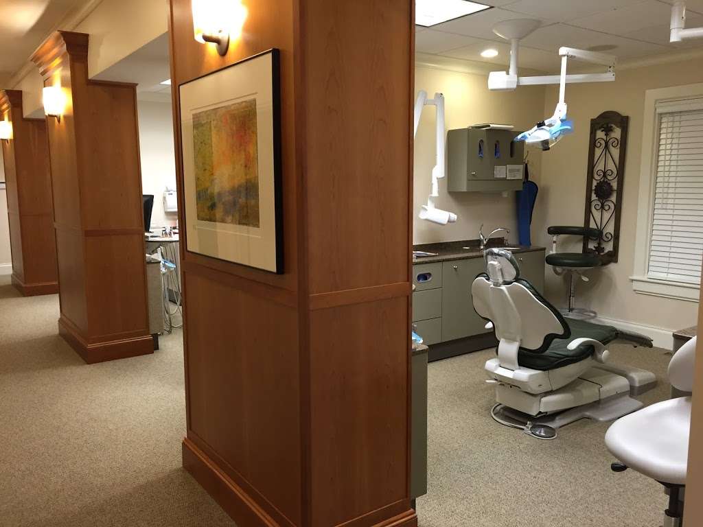 Kerr Dental Associates | 3 Market Crossing, Plymouth, MA 02360, USA | Phone: (508) 747-5400