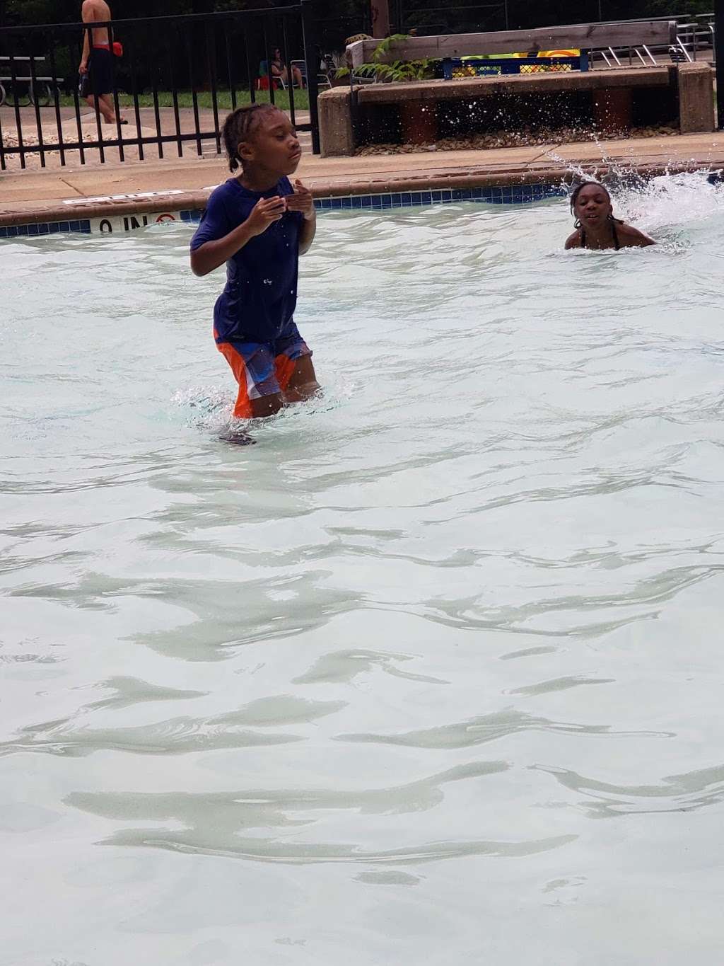 Upper County Outdoor Pool | 8211 Emory Grove Rd, Gaithersburg, MD 20877, USA | Phone: (301) 840-2446