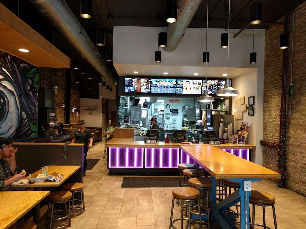 Taco Bell | 1439 N Milwaukee Ave, Chicago, IL 60622, USA | Phone: (773) 661-2607