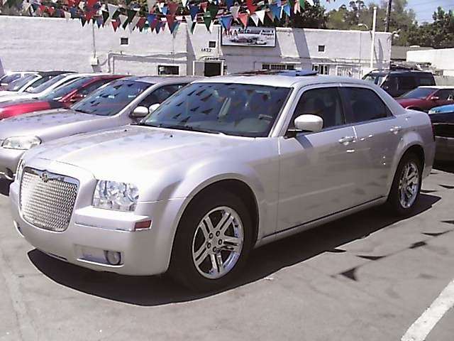 AKA Auto Sales | 6432 Long Beach Blvd W, Long Beach, CA 90805, USA | Phone: (562) 984-1000