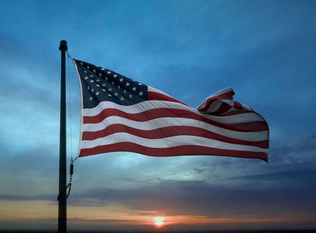 Flags for Veterans | 955 E Devon Ave, Bartlett, IL 60103, USA | Phone: (877) 233-0608