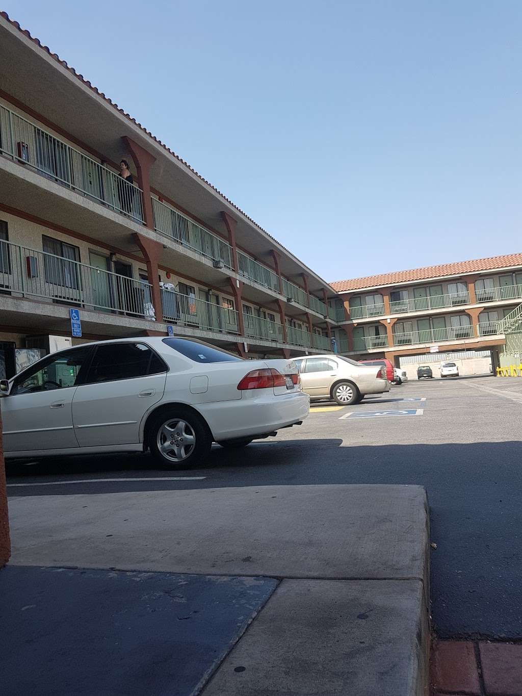 Econo Motor Inn | 8647 Sepulveda Blvd, North Hills, CA 91343, USA | Phone: (818) 893-3776