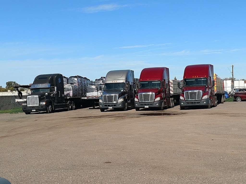 JSL Family Trucking LLC | 5701 W San Miguel Ave, Glendale, AZ 85301 | Phone: (623) 247-1576