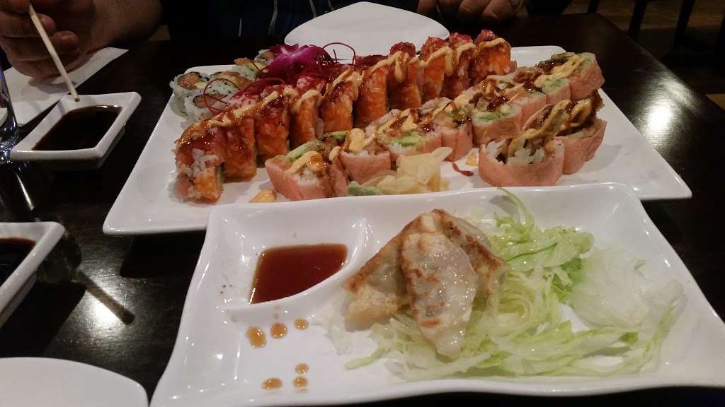 Osaka Sushi | 140 N Flowers Mill Rd, Langhorne, PA 19047, USA | Phone: (215) 702-8888