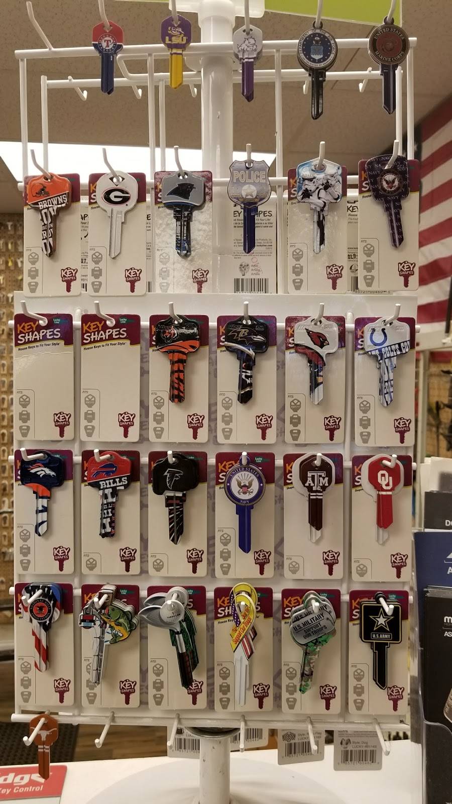 Michaels Keys | 1625 W Mockingbird Ln, Dallas, TX 75235, USA | Phone: (972) 498-1021