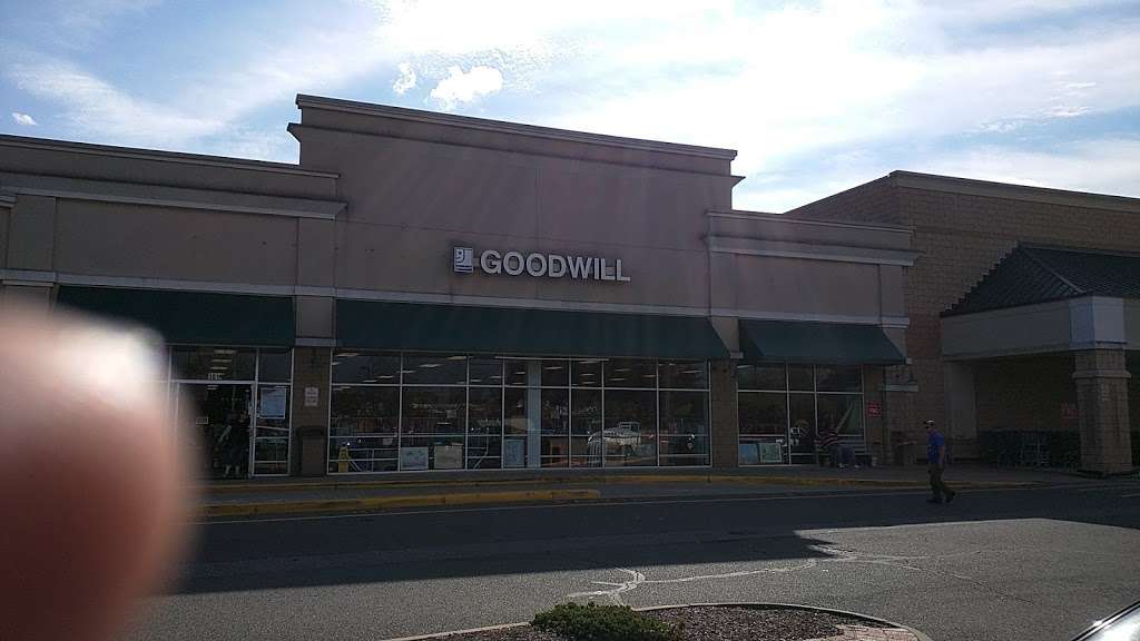 Goodwill | 39 Town and Country Dr, Fredericksburg, VA 22405, USA | Phone: (540) 479-1343