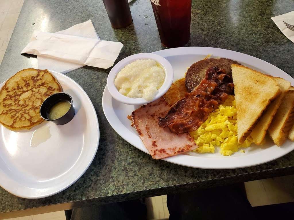 Dixie Diner | 1827 US-321, Bowling Green, SC 29703, USA | Phone: (803) 222-6622