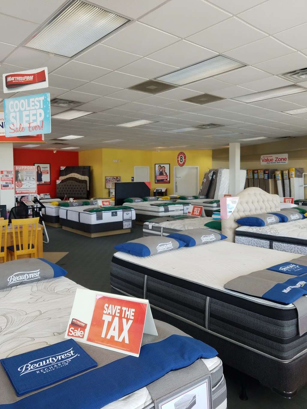 Mattress Firm Rosenberg | 2727 Mercantile Dr Ste 302, Rosenberg, TX 77471, USA | Phone: (281) 232-3115