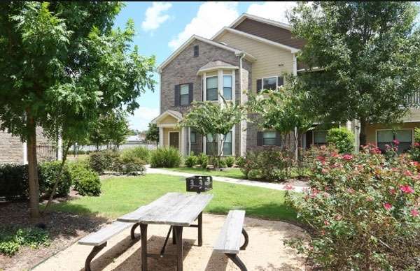 Waterstone Apartment Homes | 2111 Old Holzwarth Rd, Spring, TX 77388, USA | Phone: (281) 651-1860