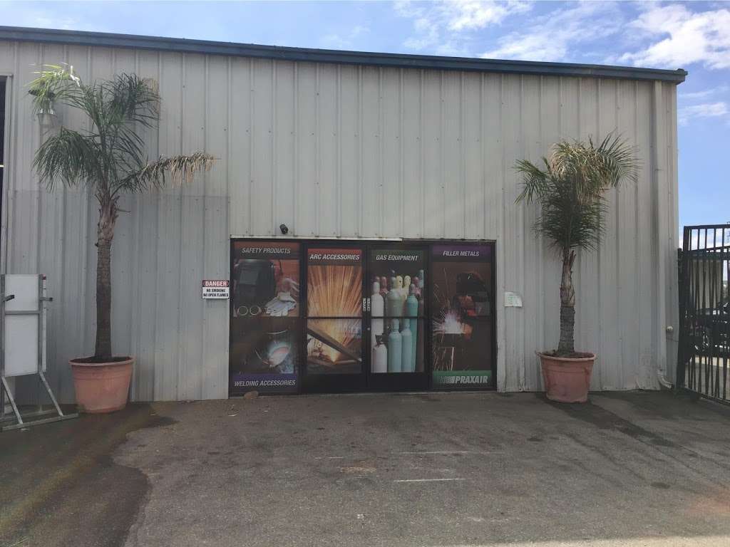 Praxair Welding Gas and Supply Store | 9627 Cherry Ave, Fontana, CA 92335, USA | Phone: (909) 356-9305
