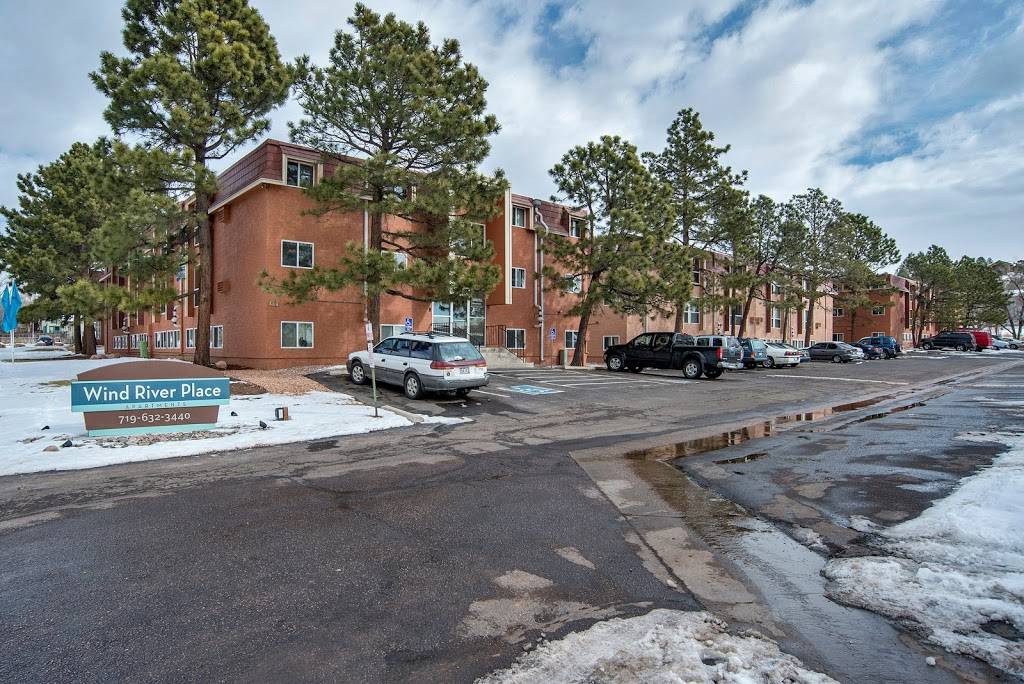 Wind River Apartments | 919 N 19th St, Colorado Springs, CO 80904, USA | Phone: (719) 632-3440