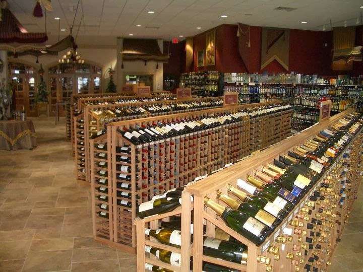 Malloys Finest Wine & Spirits | 1020 Maple Ave, Lisle, IL 60532, USA | Phone: (630) 271-0707