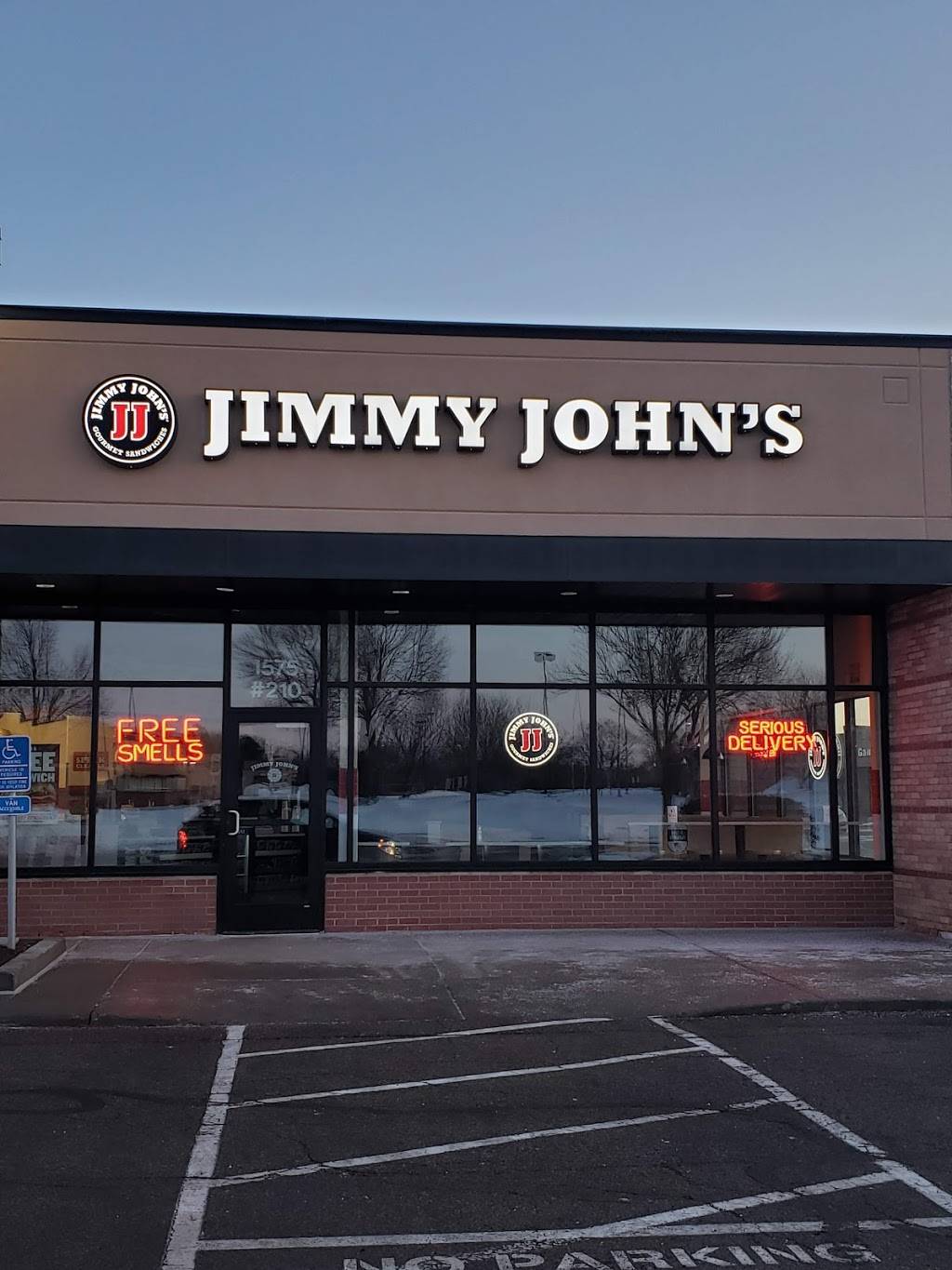 Jimmy Johns | 1575 Queens Dr #210, Woodbury, MN 55125, USA | Phone: (651) 702-8914