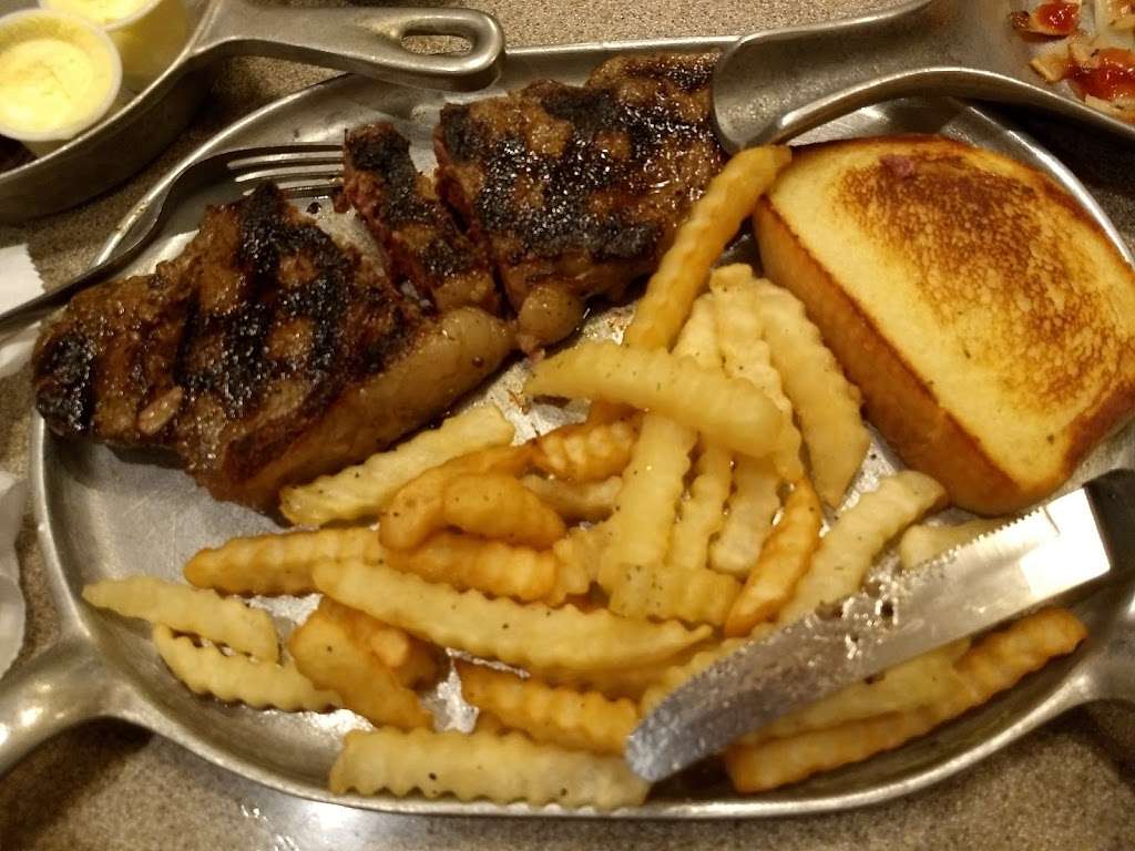 Iron Skillet Restaurant | 5915 Monee Rd, Monee, IL 60449, USA | Phone: (708) 534-0400