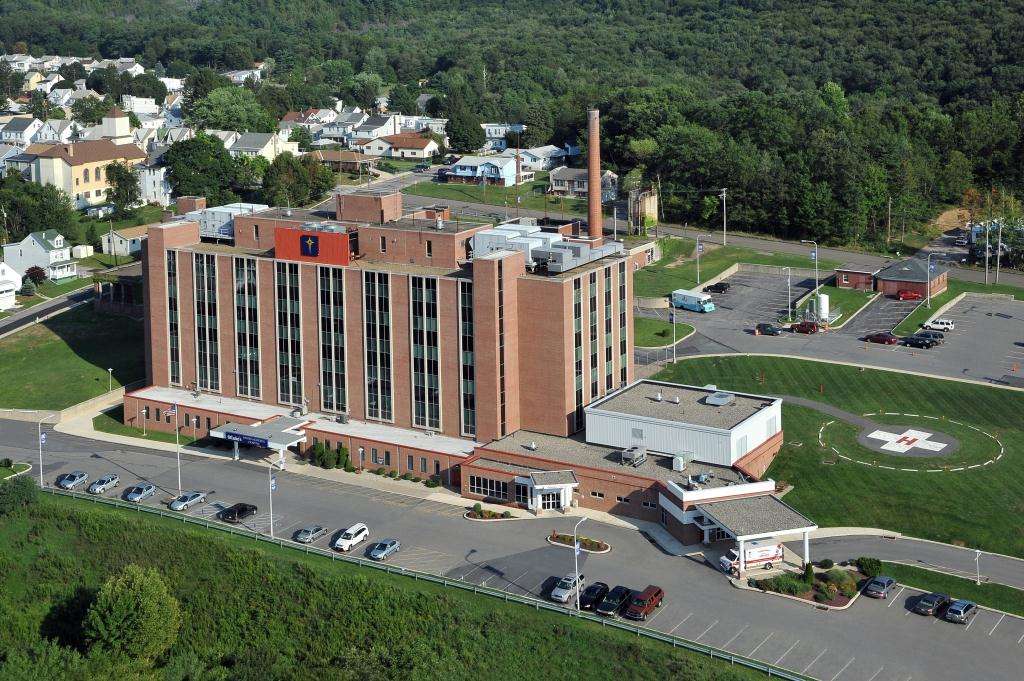 St. Lukes Hospital Miners Campus | 360 W Ruddle St, Coaldale, PA 18218, USA | Phone: (570) 645-2131