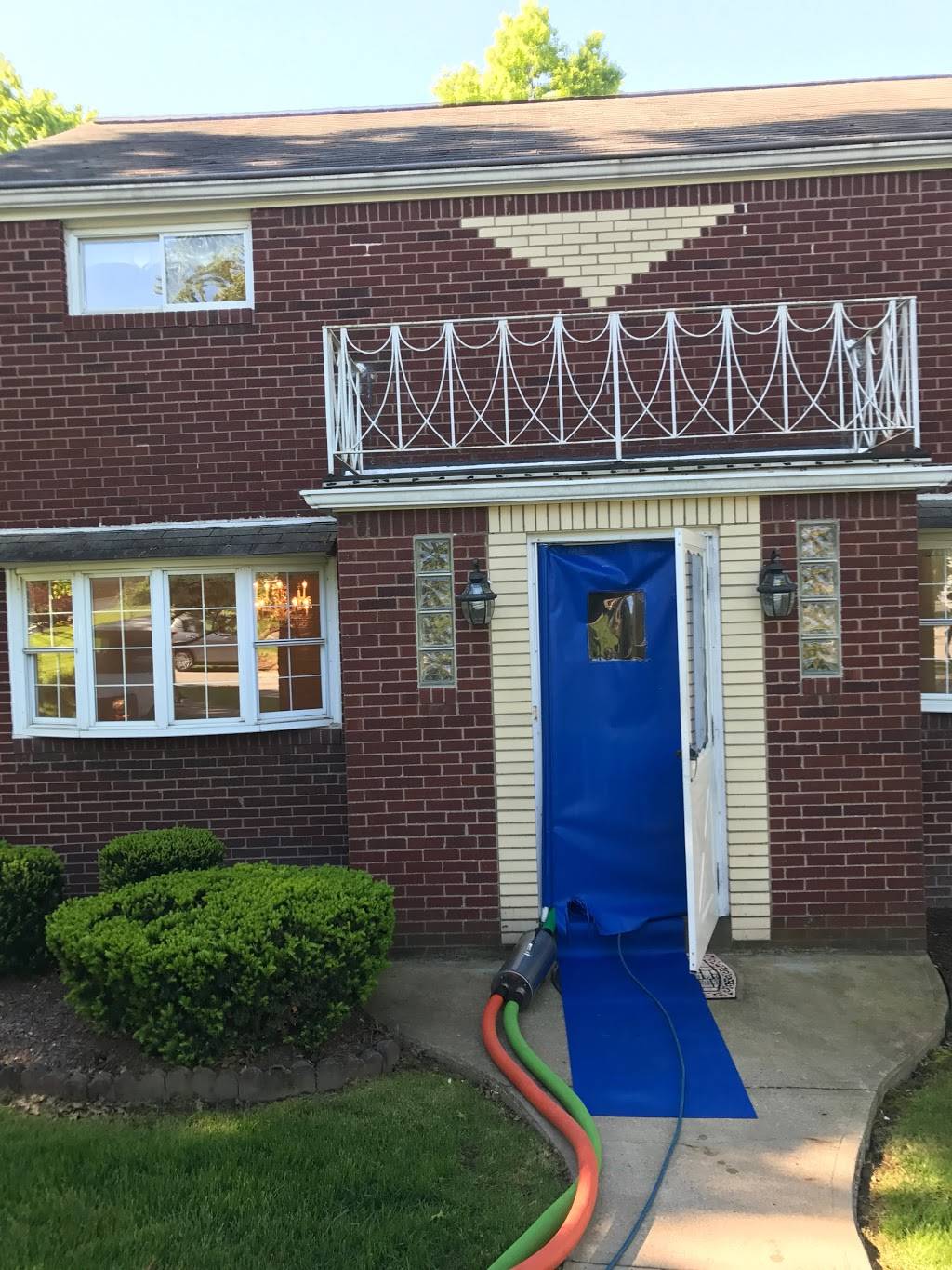 Clean Interiors | 136 Kensington Dr, Pittsburgh, PA 15237, USA | Phone: (412) 414-3828