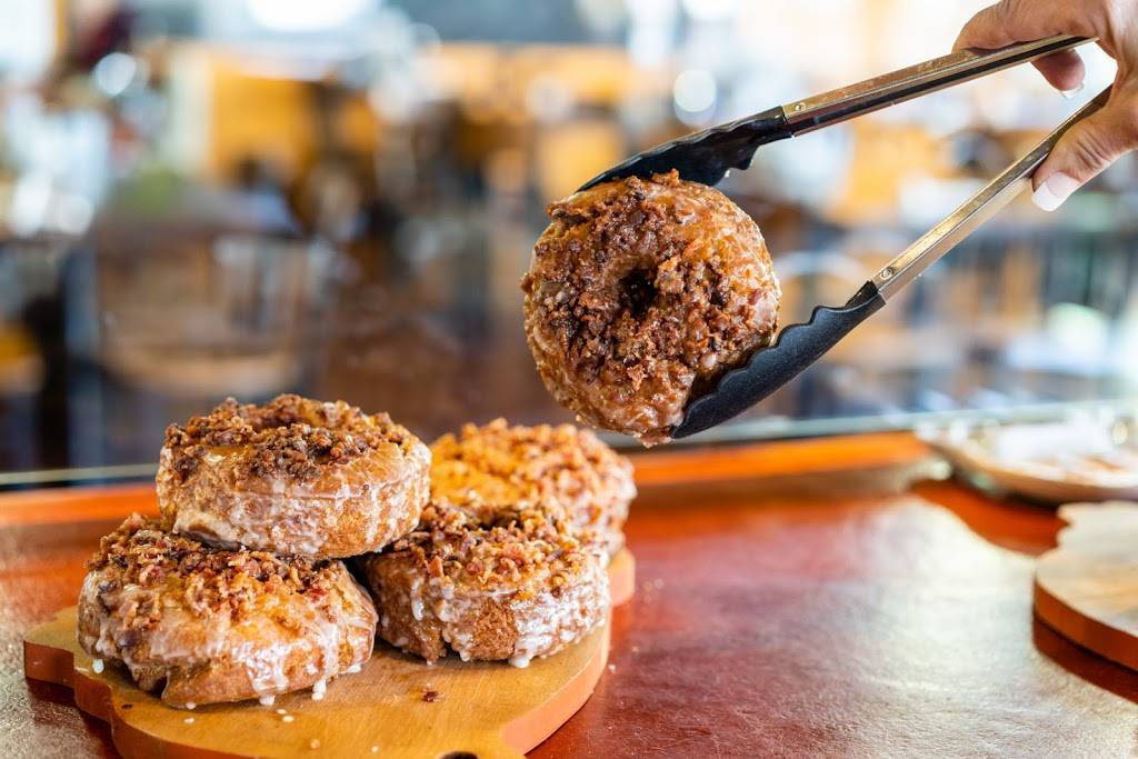 The Oink Cafe - Paradise Valley | 4326 E Cactus Rd, Phoenix, AZ 85032, USA | Phone: (602) 404-6465
