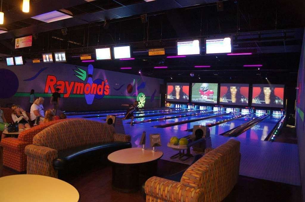 Raymonds Bowl & Entertainment Center | 3960 N Johnsburg Rd, Johnsburg, IL 60051, USA | Phone: (815) 385-1475