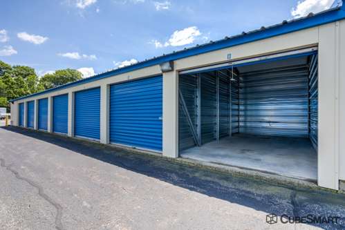 CubeSmart Self Storage | 1700 Diamond Hill Road, Woonsocket, RI 02895, USA | Phone: (401) 767-1700