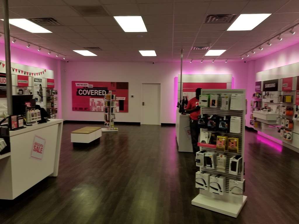 T-Mobile | 430 Pottstown Ave, Pennsburg, PA 18073, USA | Phone: (267) 923-5088