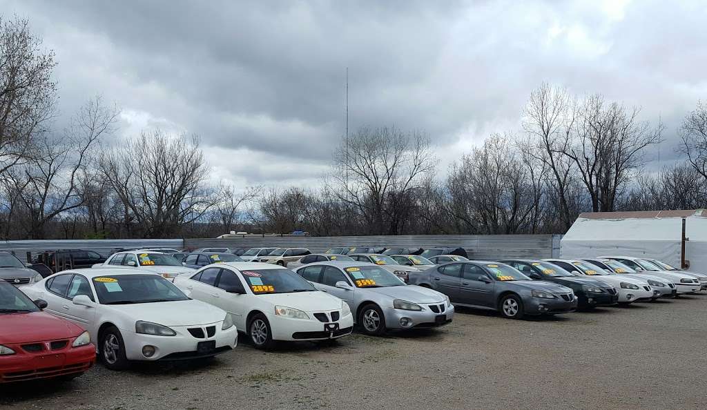 Adams Auto Sales LLC | 8834 E US Hwy 40, Kansas City, MO 64129, USA | Phone: (913) 428-6296