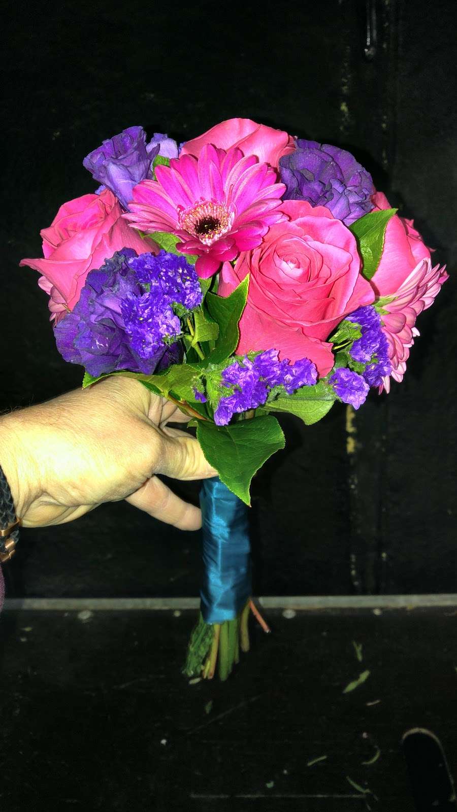 Americas Florist | 227 W Union Ave, Bound Brook, NJ 08805, USA | Phone: (732) 356-9377