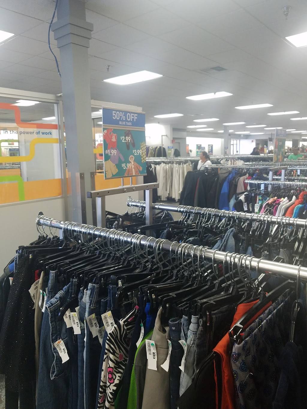 Goodwill Store & Donation Center | 3021 W Lincoln Ave, Anaheim, CA 92801, USA | Phone: (714) 503-6822