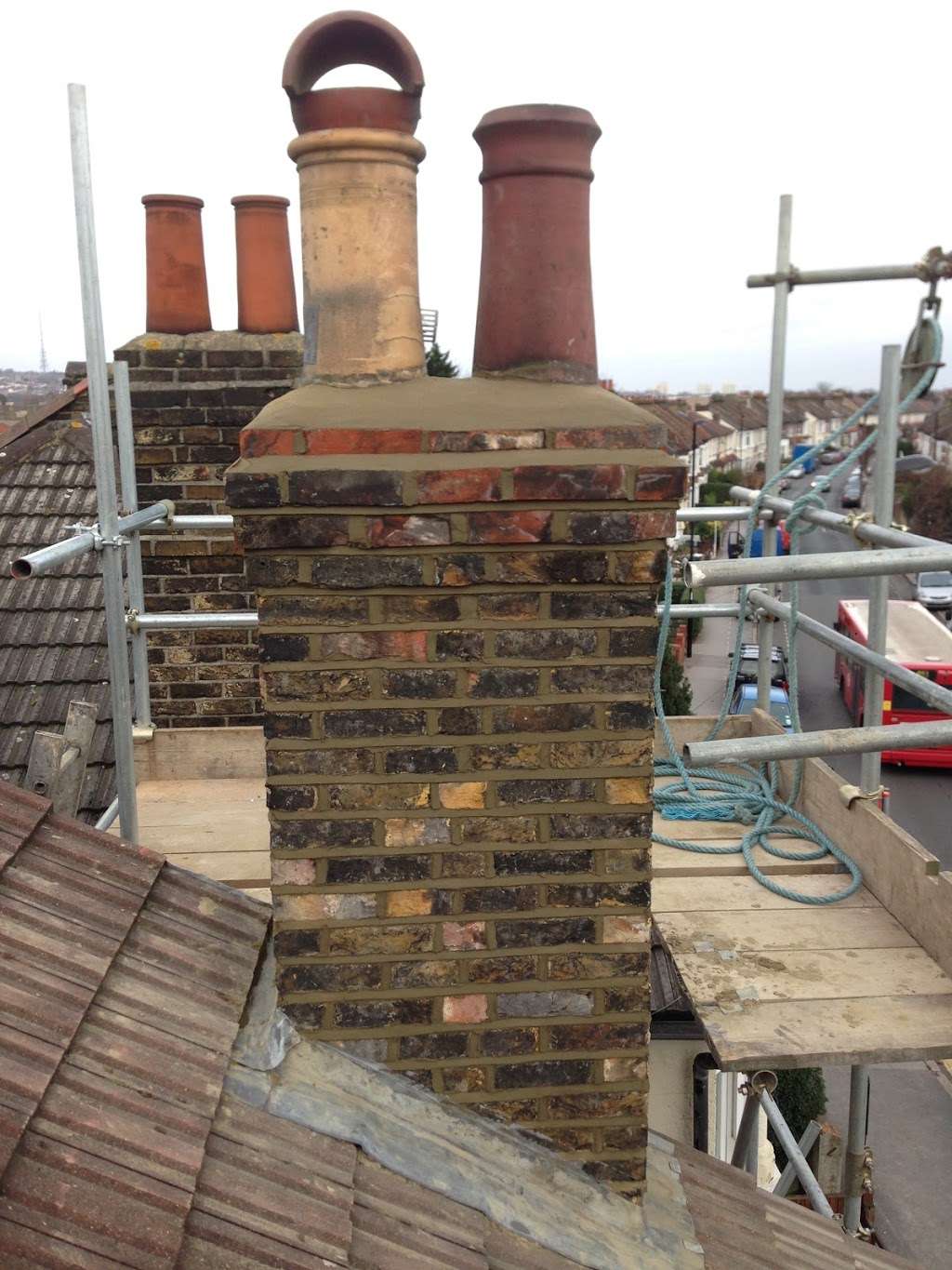 Top Rank Roofing and Building Ltd | 113 Ladywood Rd, Dartford DA2 7LP, UK | Phone: 020 8485 7669