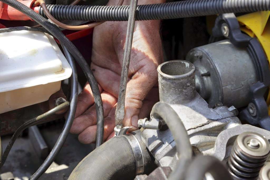 Scotty Muffler & Auto Repair | 215 W Haines Blvd, Lake Alfred, FL 33850, USA | Phone: (863) 956-1441