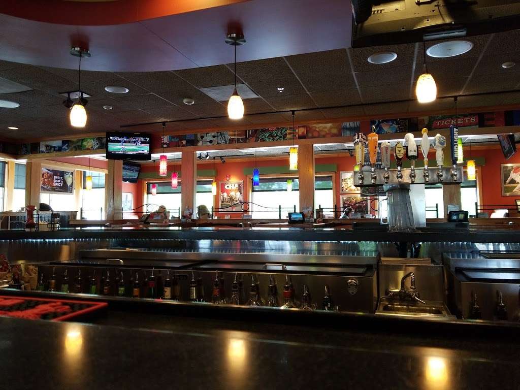 Applebees Grill + Bar | 56 Plaistow Rd, Haverhill, MA 01830 | Phone: (978) 556-9437