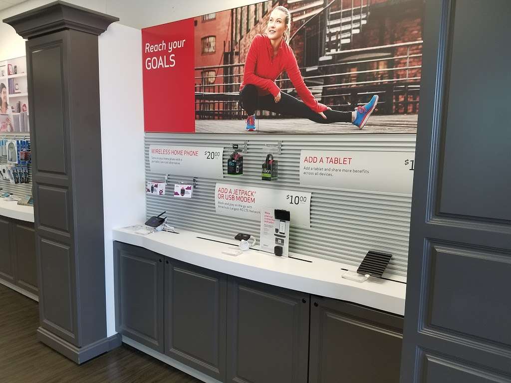 Verizon Authorized Retailer / RW - East Stroudsburg, Pa | 4543 Milford Rd #110, East Stroudsburg, PA 18301 | Phone: (570) 730-4776