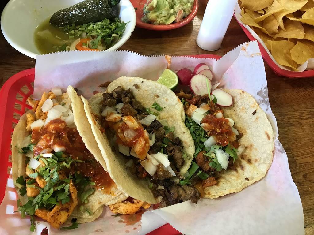 Julias Taqueria | 1838 Terrell Mill Road SE, Marietta, GA 30067, USA | Phone: (770) 953-0340