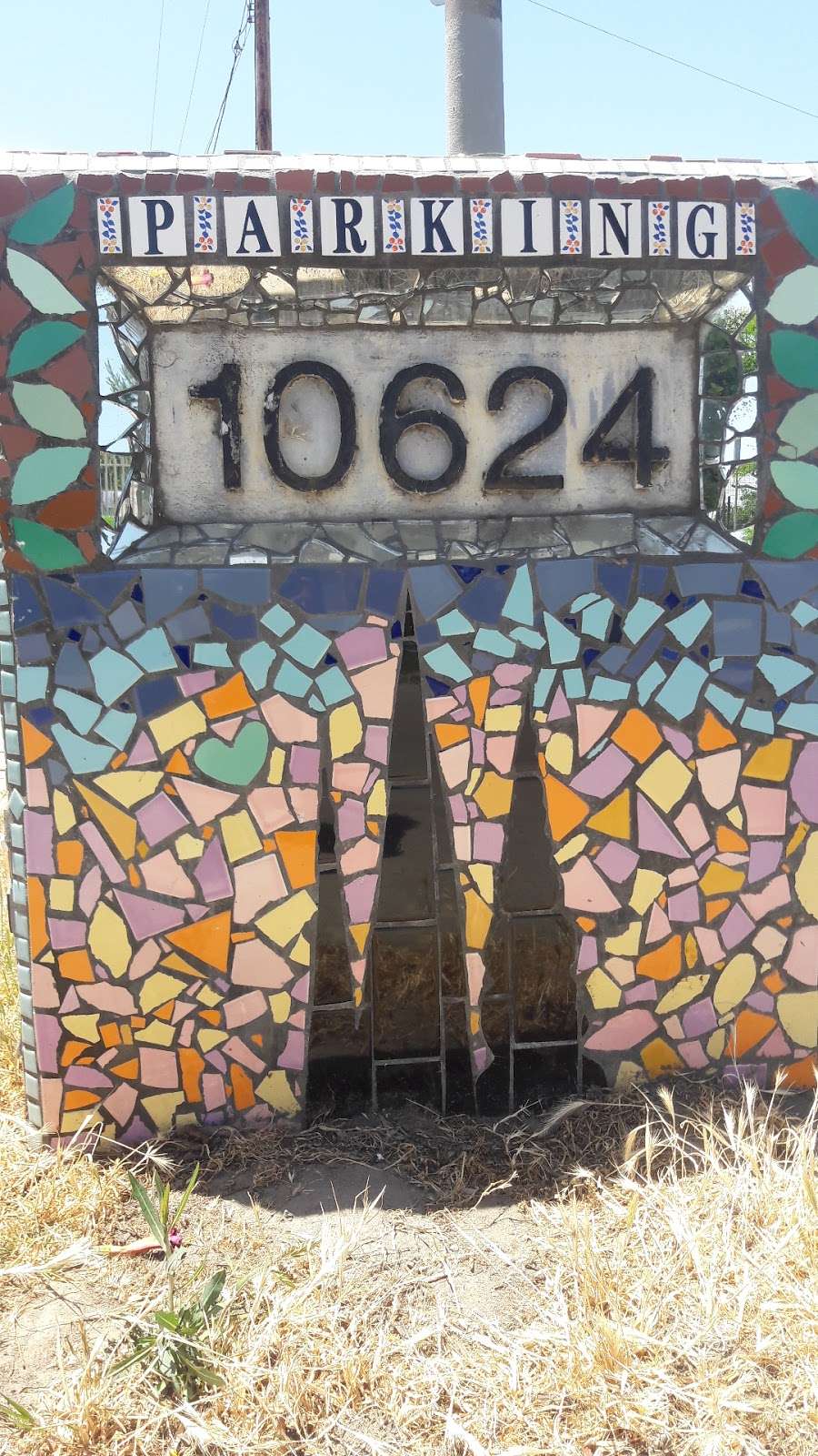 Watts Towers Free Parking | 10624 Graham Ave, Los Angeles, CA 90002