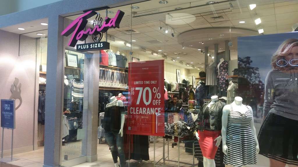 Torrid 190 Chicago Ridge Mall Ste G 351 Chicago Ridge Il 60415 Usa