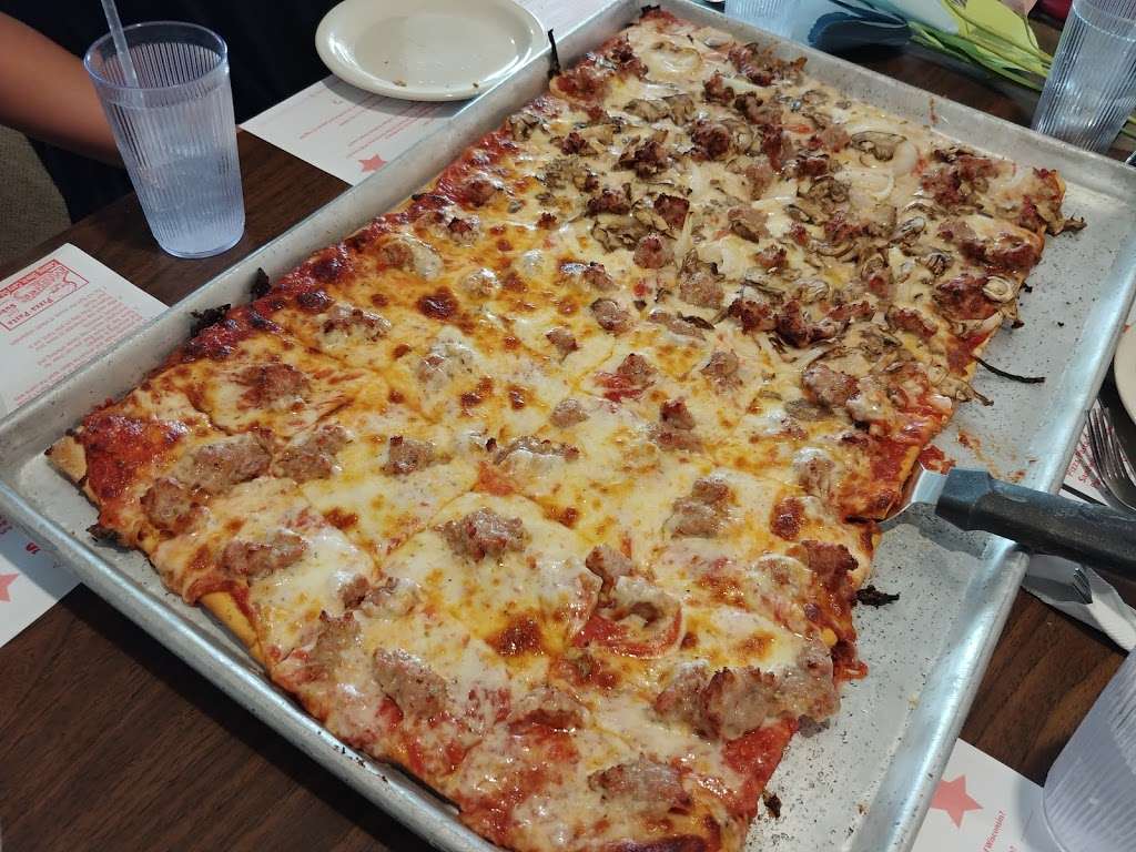 Martys Pizza Pasta & Subs | 16680 W Bluemound Rd, Brookfield, WI 53005, USA | Phone: (262) 782-5830