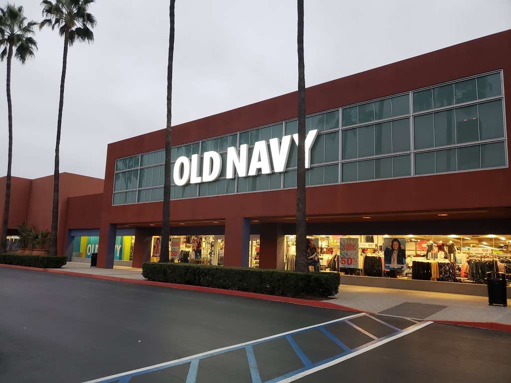 Old Navy | 2899 El Camino Real, Tustin, CA 92782, USA | Phone: (714) 505-2801