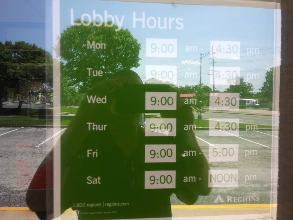 ATM (Regions Bank) | 7205 Watson Rd, Webster Groves, MO 63119, USA | Phone: (800) 734-4667