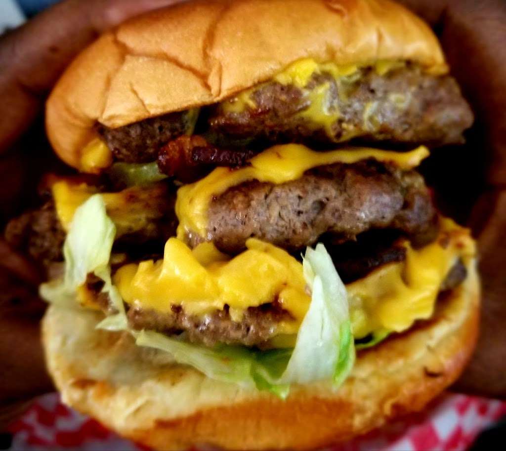 Burns Burger Shack | 8307 De Priest St 77088, Houston, TX 77088 | Phone: (832) 230-3538