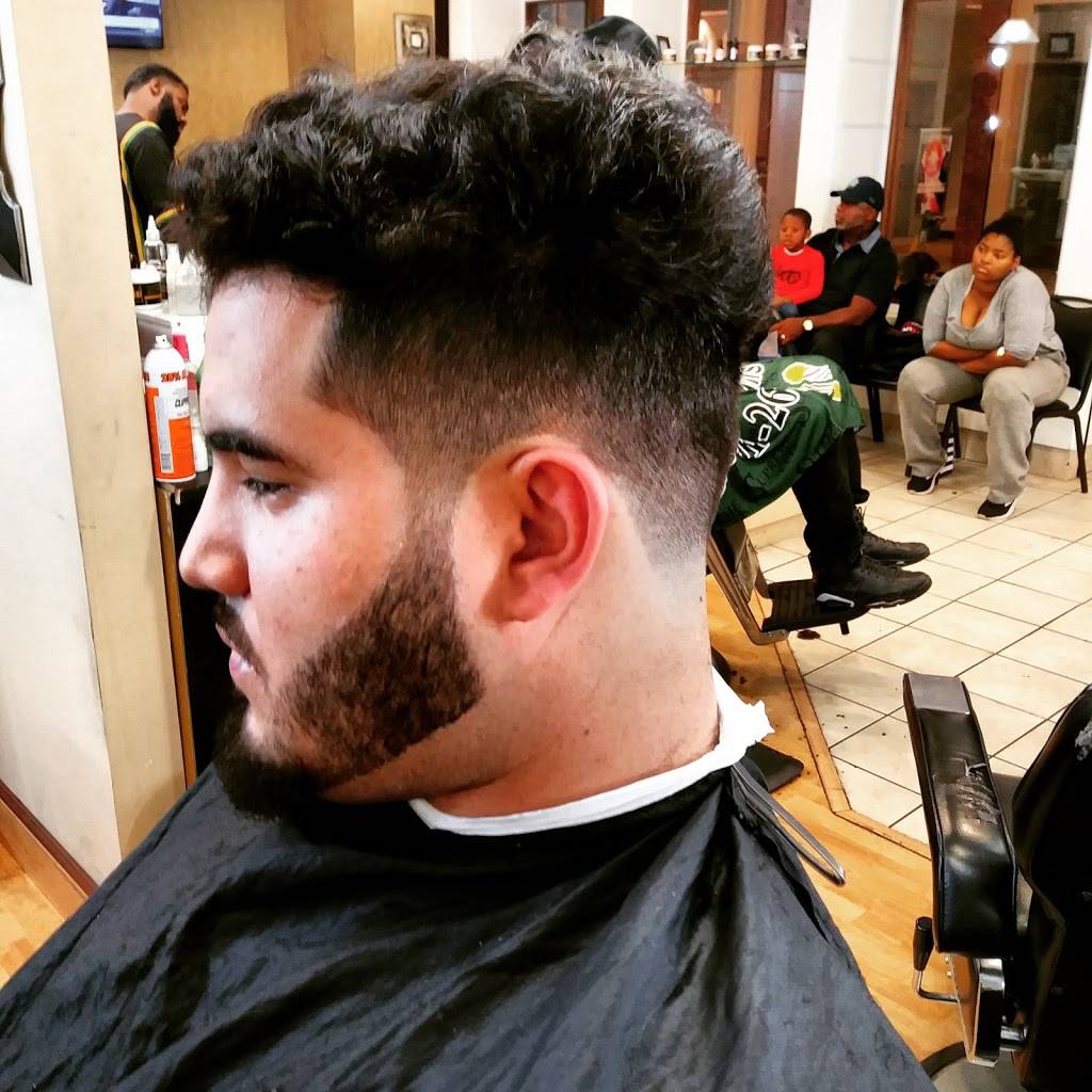 Supreme Cuts Barber Shop & Salon | 3920 Park Ave #103, Memphis, TN 38111, USA | Phone: (901) 767-0083