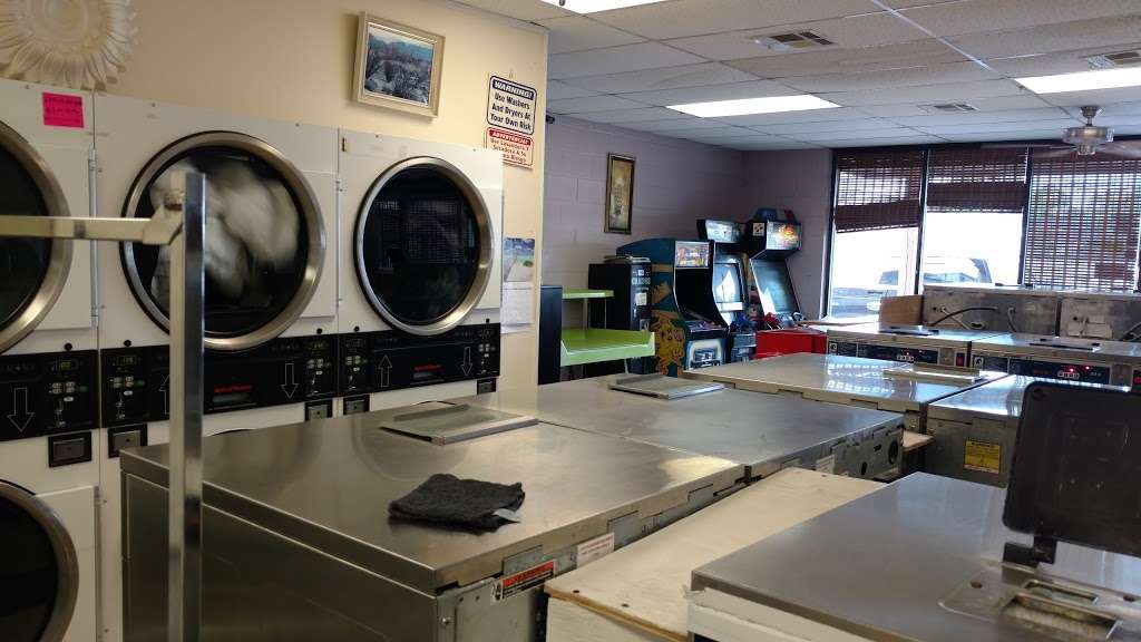 Pearland Washateria | 3419 Broadway St H, Pearland, TX 77581 | Phone: (281) 485-8686